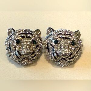 Fashion Tiger Head Earrings with Green Accents